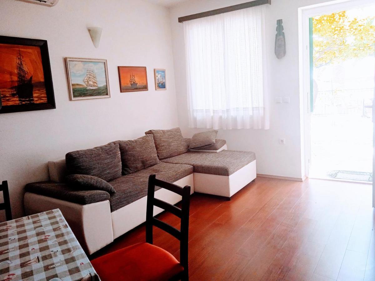 Harbour-Side Apartment With Beautiful Terrace ポドゥゴラ エクステリア 写真